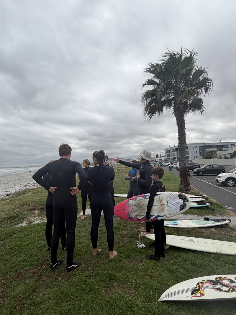 Four coached surfs